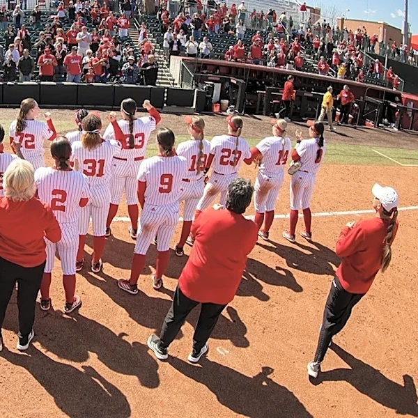 HUSKER SOFTBALL: Senior Weekend Sweep is Complete – #4 Nebraska 13 Iowa 0