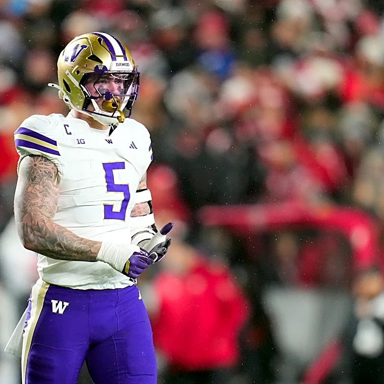 The pick is in: Jaguars select EDGE Zach Durfee at No. 233 overall in the 2026 NFL Draft