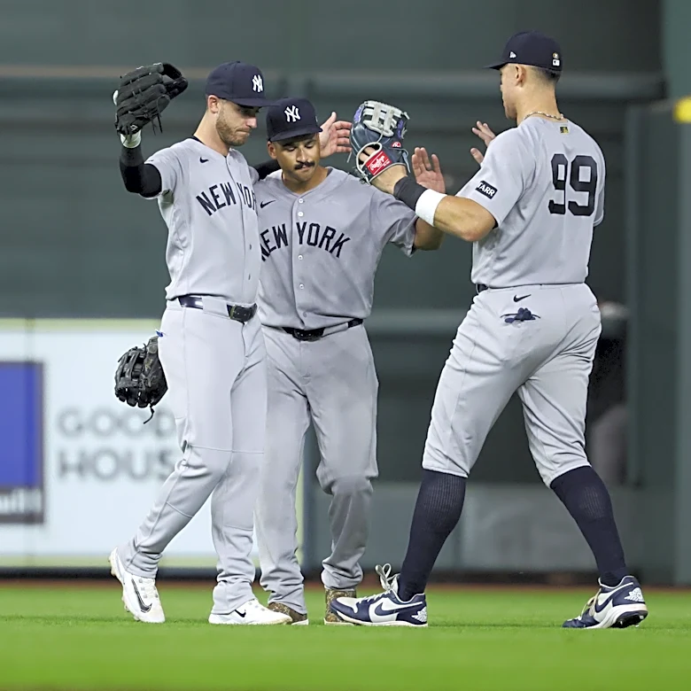 Yankees win eighth consecutive game with three homers in Houston