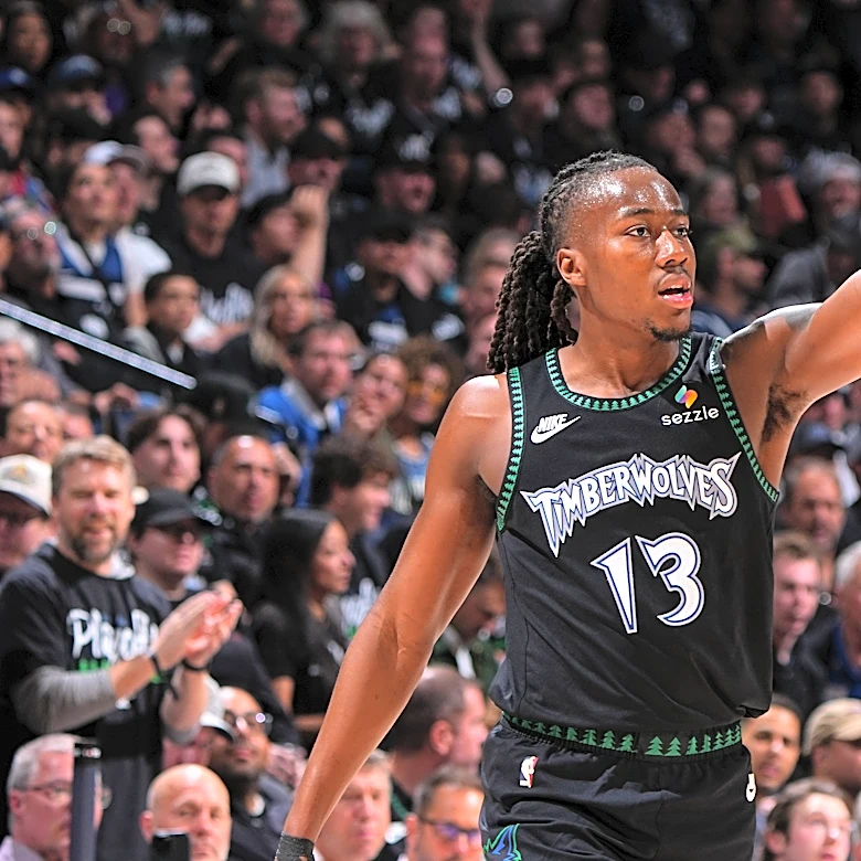 Illinois legend Ayo Dosunmu stars in historic playoff performance