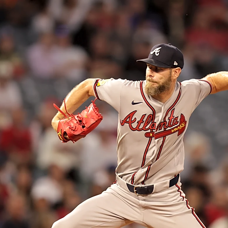 Braves look to continue series win streak with Chris Sale on the mound