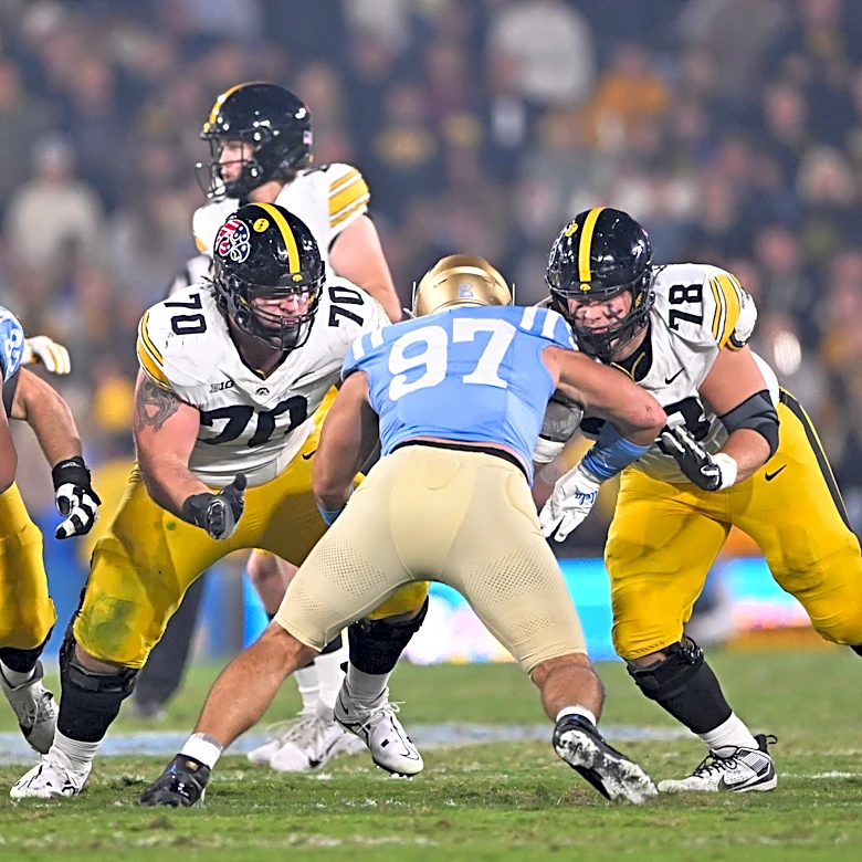 Seahawks News 4/26: Seahawks make moves, double-up on the draft