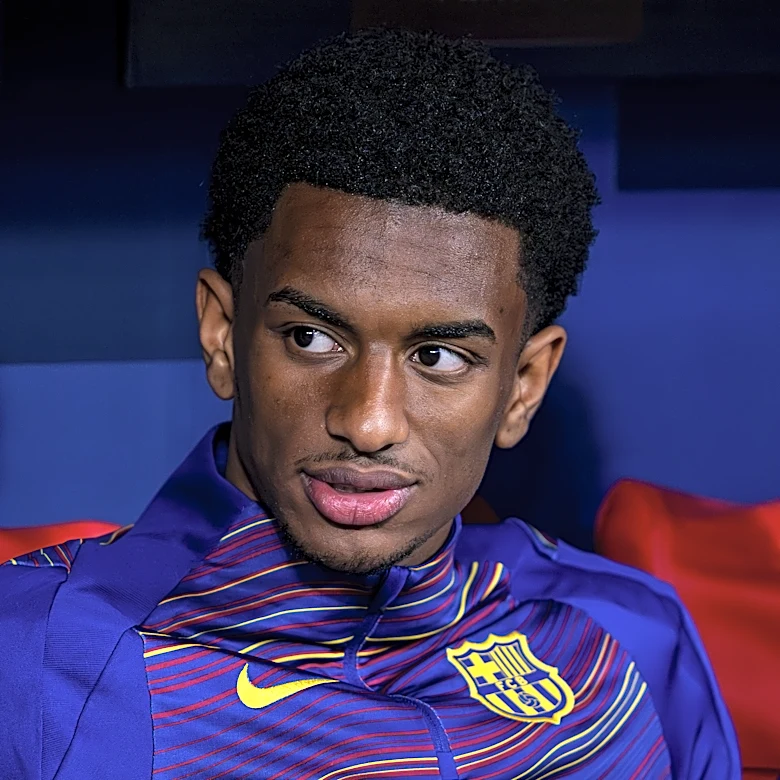 Barcelona slap hefty price tag on Alejandro Balde ahead of summer transfer window