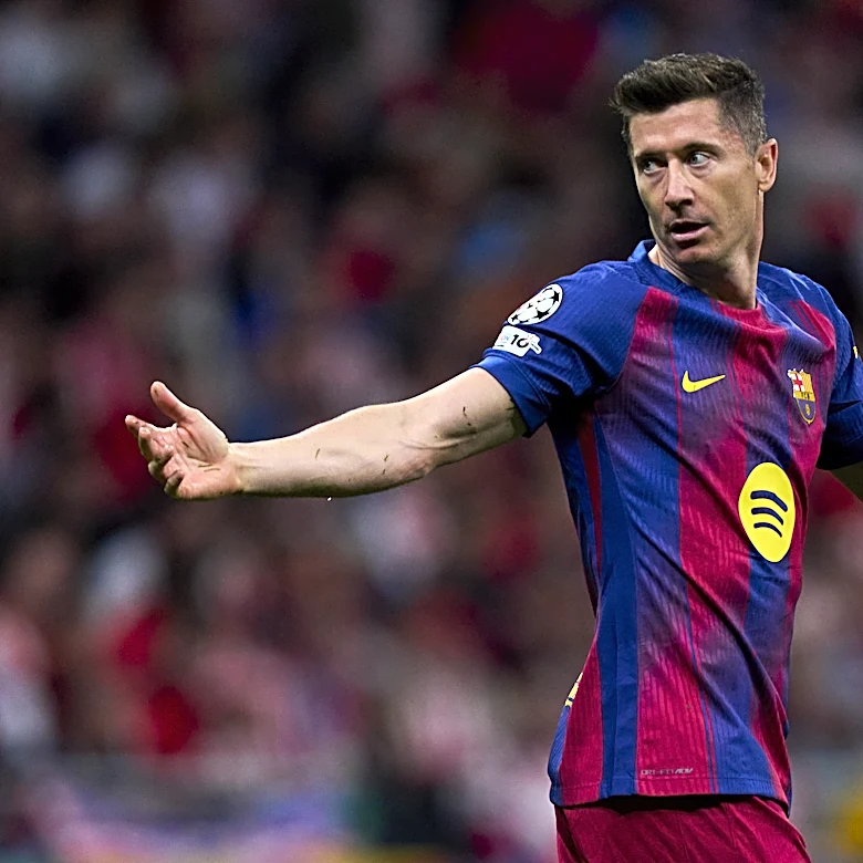 Why Robert Lewandowski has not yet made a decision on his Barcelona future