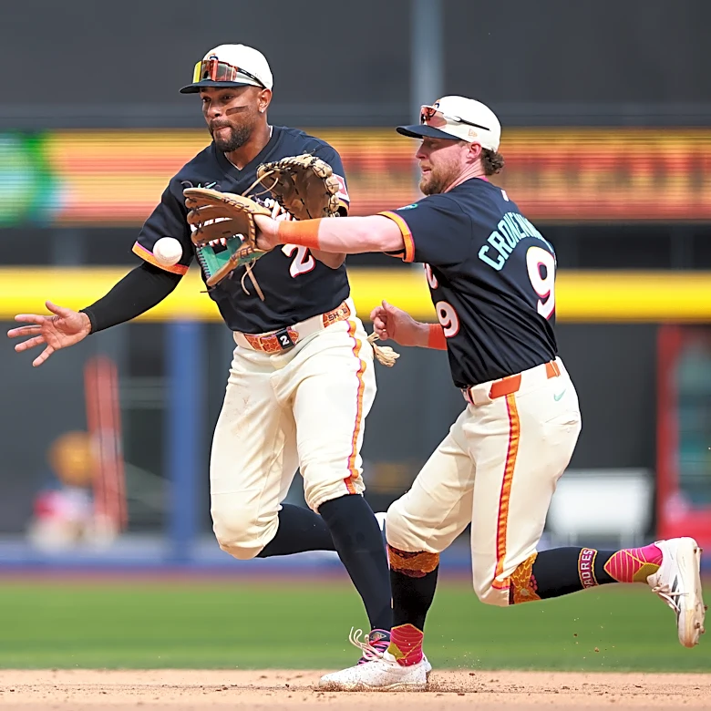 Bullpen implodes, Padres drop second game of Mexico Series to Diamondbacks