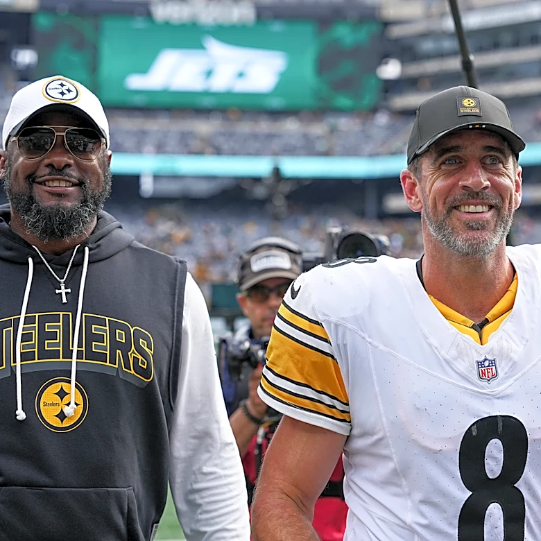 Mike Tomlin expects Aaron Rodgers to return to Steelers