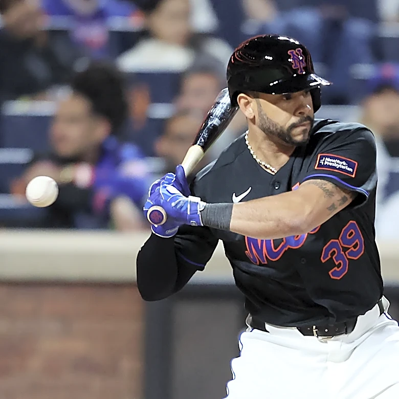 Mets designate Tommy Pham for assignment, sign Austin Slater