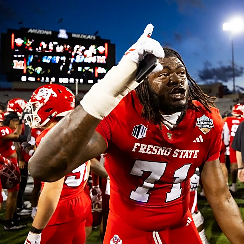 Mountaintop View 4-27-26. Spring Games, 5 for 5 Eligibility, UConn to the Pac-12? Tennis Champs