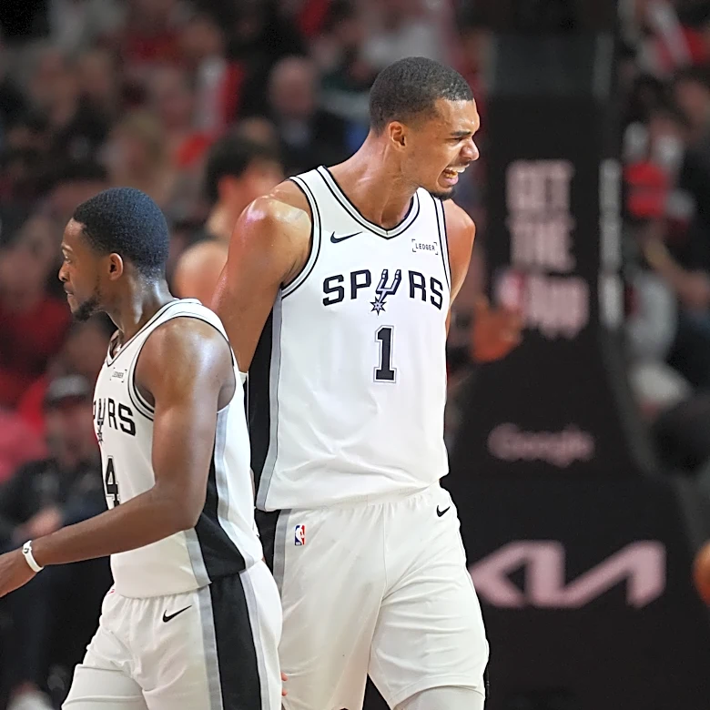Highlights: Fox and Wembanyama pace the Spurs in victory over the Trail Blazers