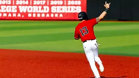 Tague Davis sets new home run record as Cards sweep Clemson