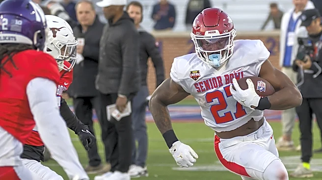 RB Mike Washington Jr. forms thunder and lightening with Ashton Jeanty