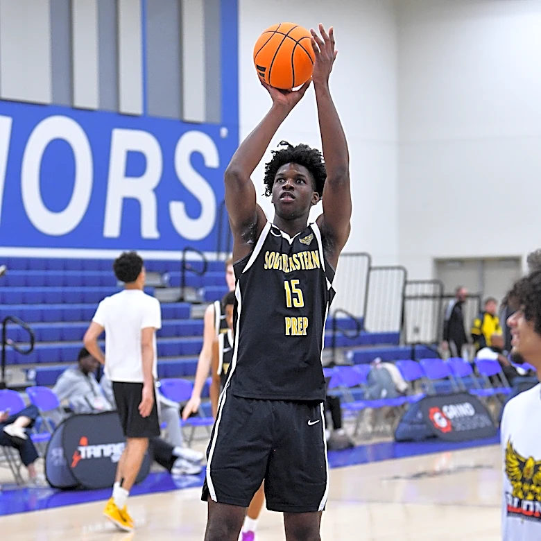 BYU Makes Top 5 for 5-Star Center Obinna Ekezie