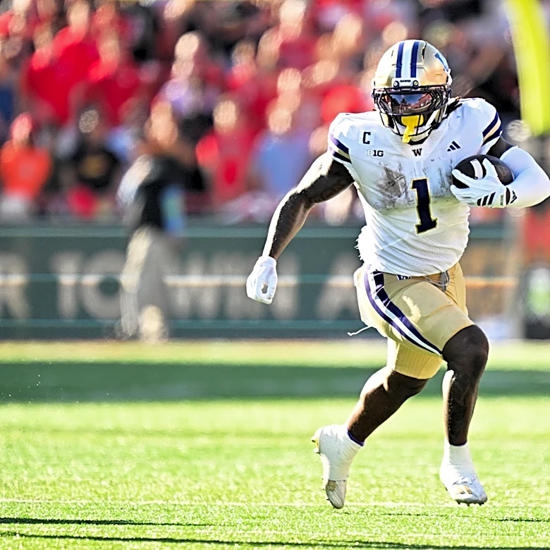 Jonah Coleman’s college stats