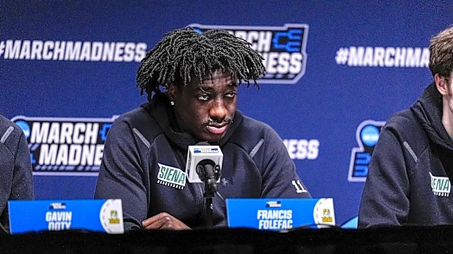 Syracuse men’s basketball: Francis Folefac commits to Orange