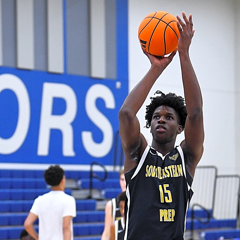 Kentucky makes the cut for No. 2 overall recruit Obinna Ekezie Jr., a possible reclass candidate