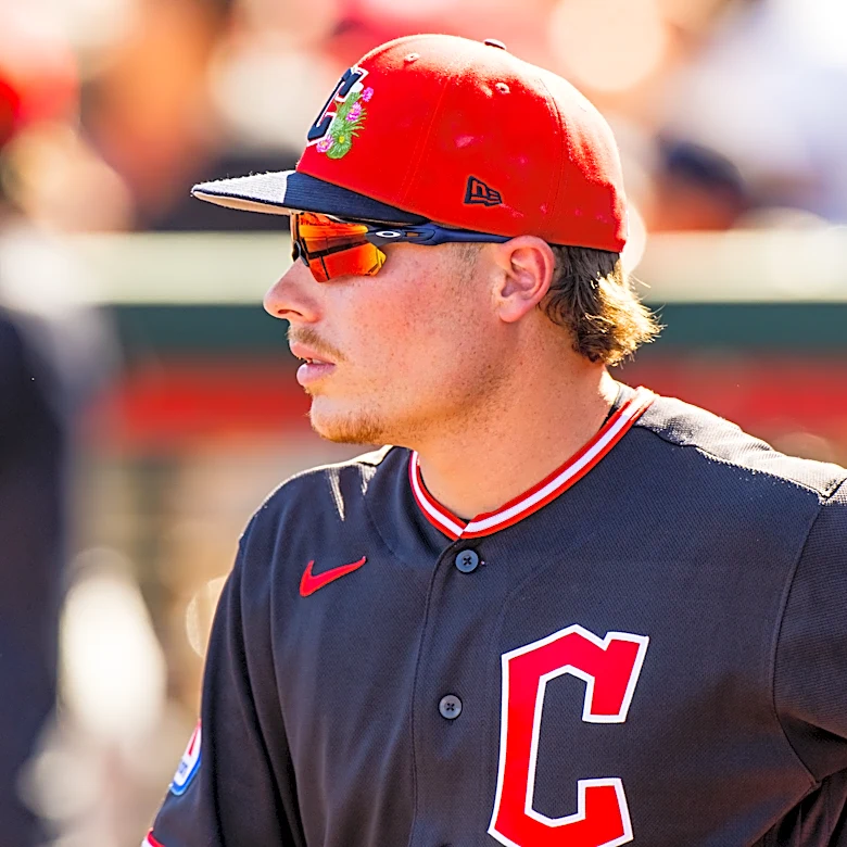 Bazzana, Guardians’ Fans and Expectations