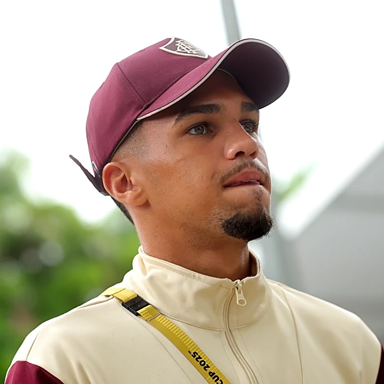 Barcelona ‘offered’ chance to sign Fluminense winger for €7m