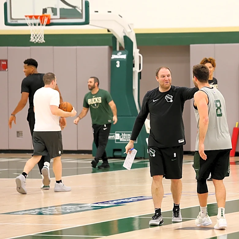 Milwaukee Bucks Poll: Do you approve of the Taylor Jenkins hire?