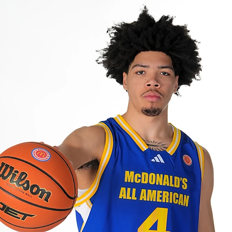 No. 1 overall recruit Tyran Stokes commits to Kansas over Kentucky