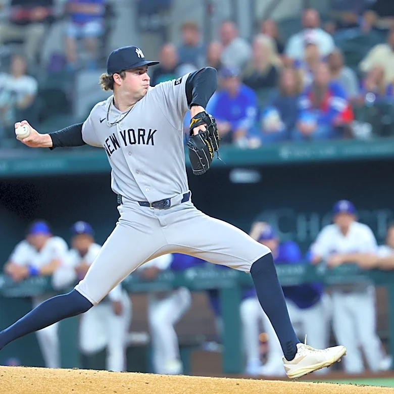 Yankees hold on in Texas behind Cam Schlittler and a showcase on defense