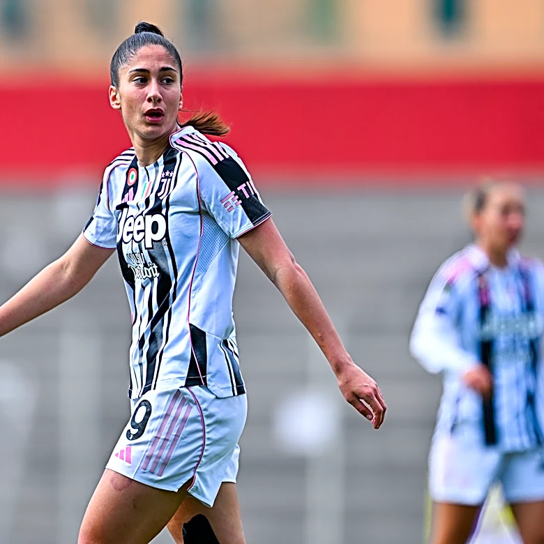 Juventus Women striker Chiara Beccari suffers torn ACL in left knee