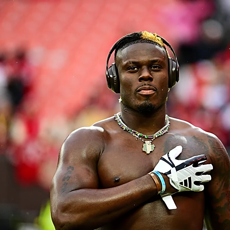 Daily Dawg Chow 4/29; which Browns’ FA will be next to sign elsewhere?