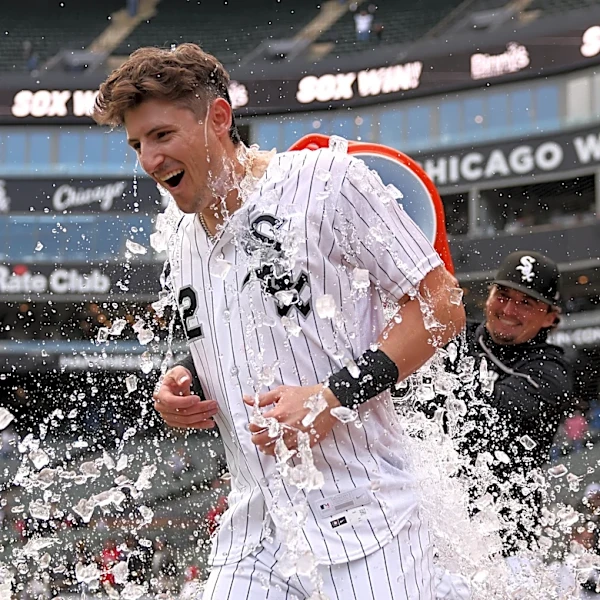 White Sox edge Angels 3-2, complete sweep