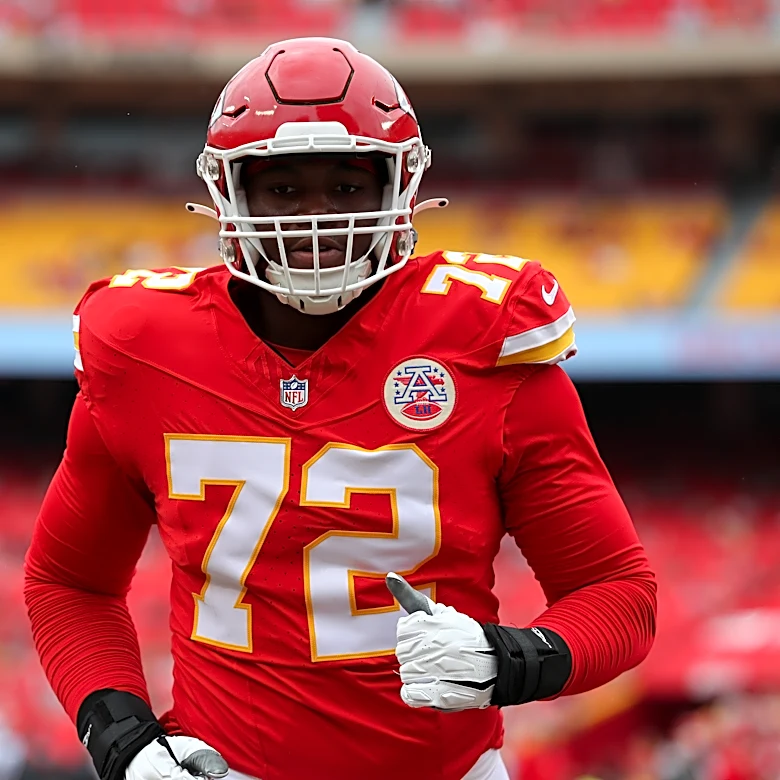 Chiefs clear two spots on 90-man roster with moves on Wednesday