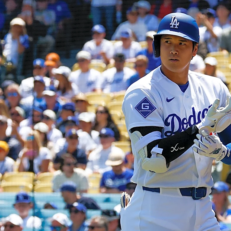 Dodgers bats fall flat, drop finale to Marlins 3-2