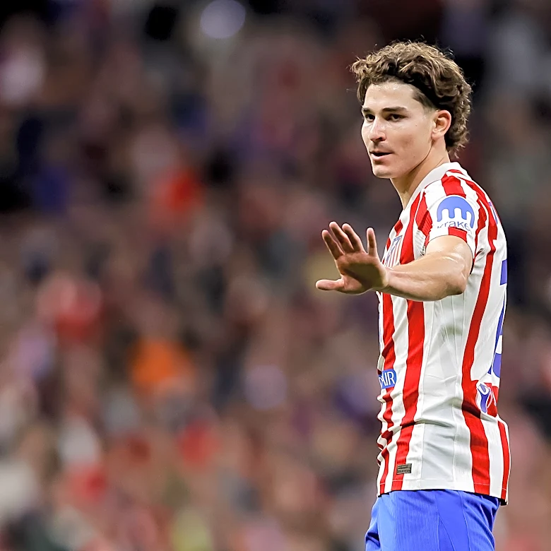 ‘Barçelona would have to offer at least €150m’ – Deco and Co warned Atletico won’t sell Julian Alvarez