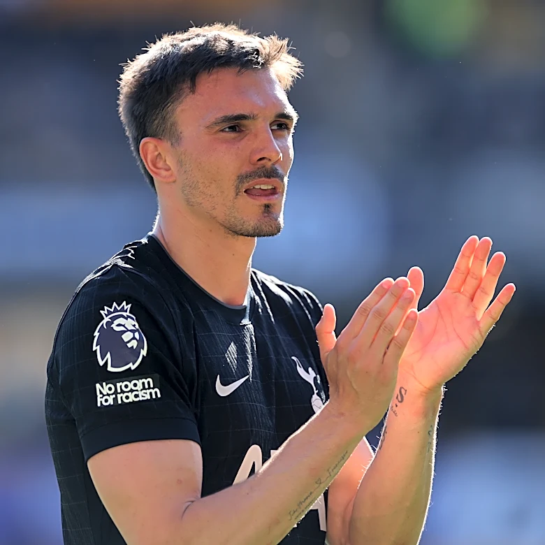 Bayern Munich News: Tottenham Hotspur to keep João Palhinha?; Hiroki Itō on the move this summer?; and MORE!