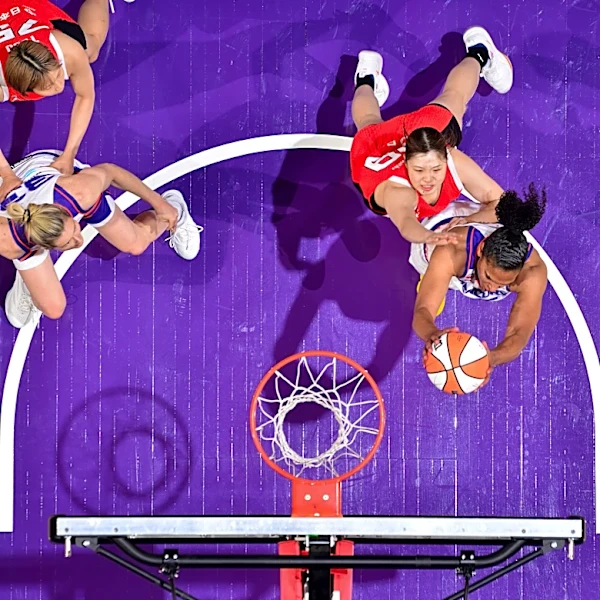 MM 4.30: Alyssa Thomas, Phoenix Mercury demolish Japanese national team