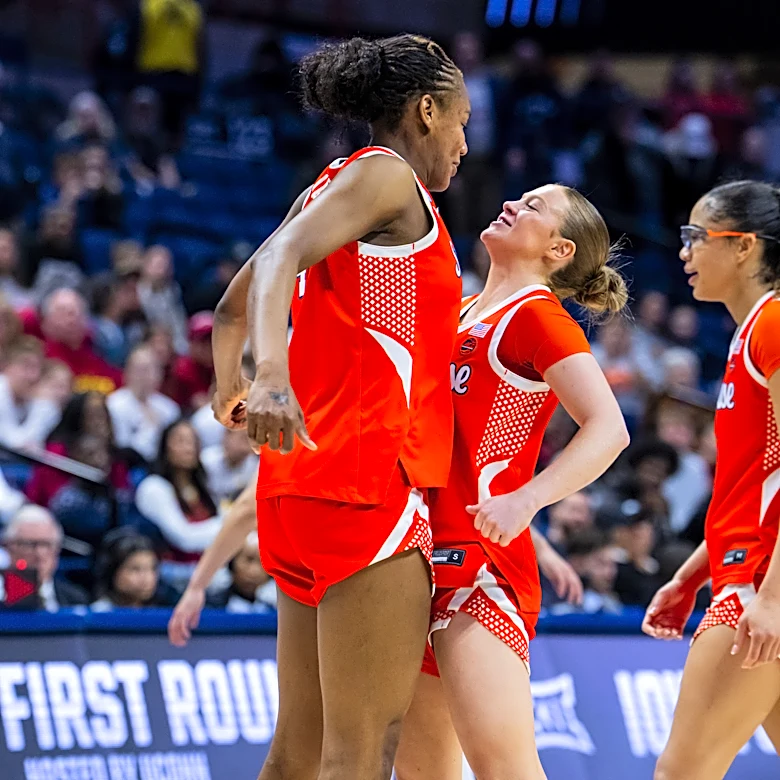 Syracuse women’s basketball: Orange add new player, listed as 10 seed in 2027 Bracketology