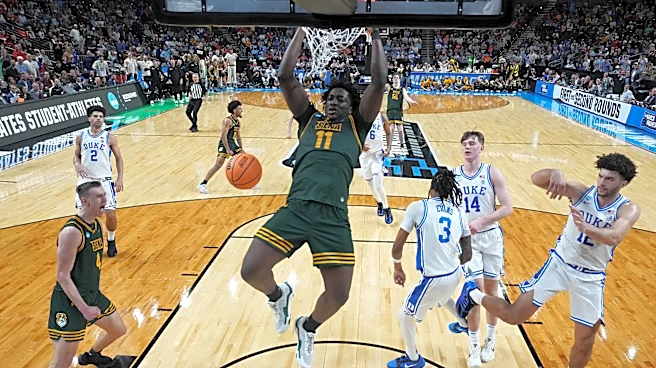 Syracuse men’s basketball: Francis Folefac gives the Orange another versatile defender