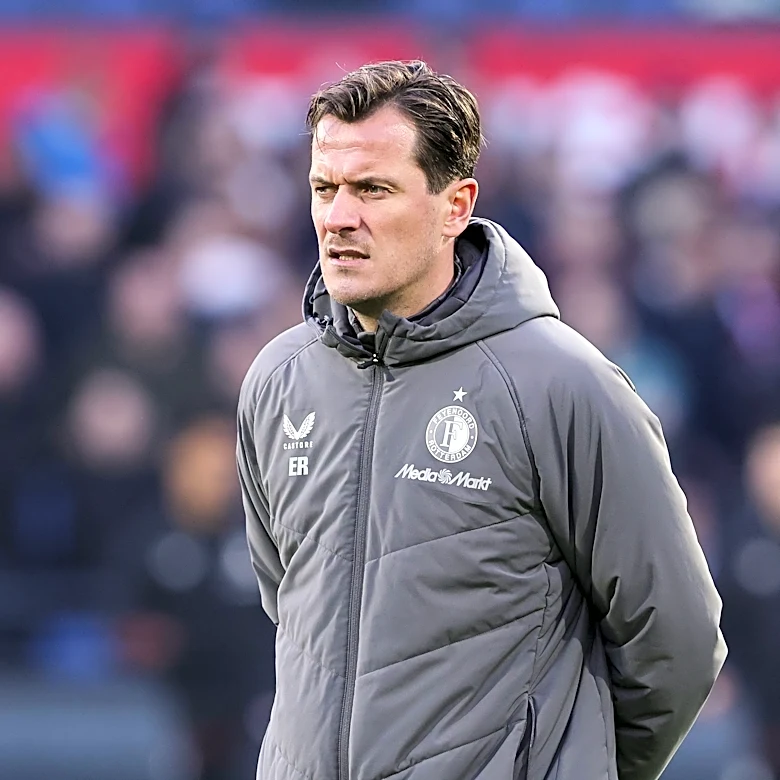 Liverpool Look to Feyenoord for Arne Slot’s Next Assistant Manager