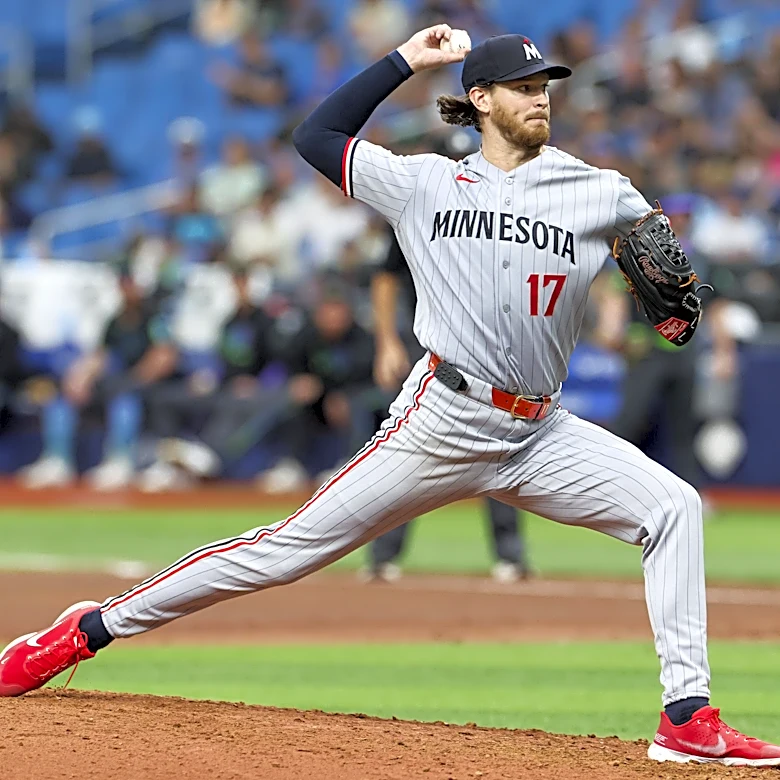 Game 32: Blue Jays at Twins
