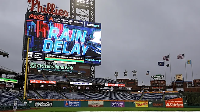 Giants vs. Phillies enters rain delay
