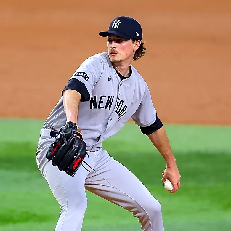 Yankees news: Max Fried, pickoff master