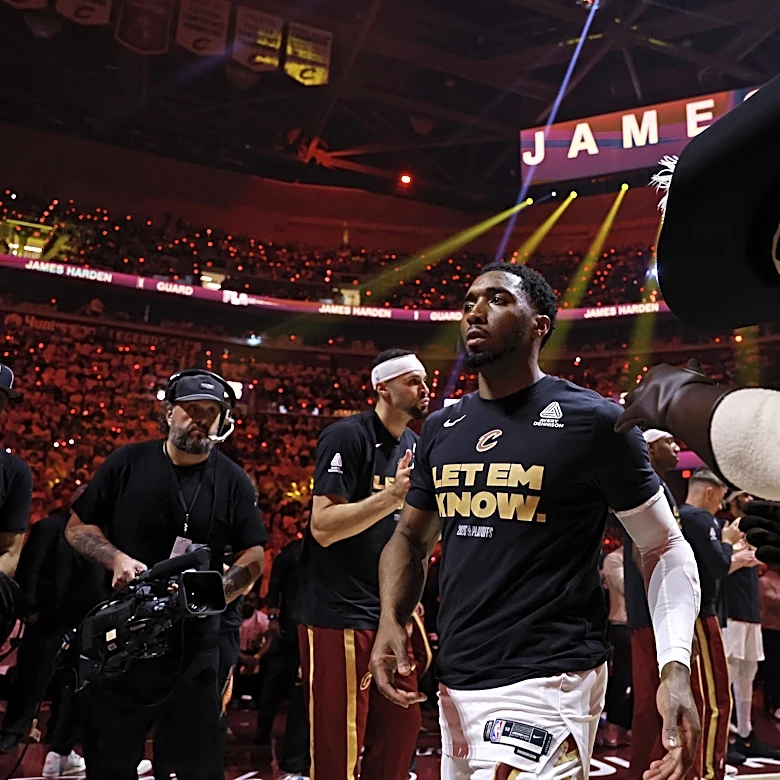 4 keys for Cavs at Raptors Game 6: Can Donovan Mitchell break out of his slump?