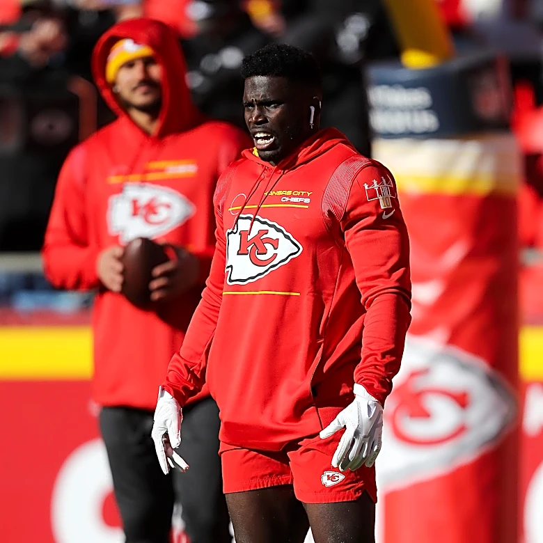 Chiefs News 5/1: Chances Tyreek Hill is signed by Chiefs more than 50%
