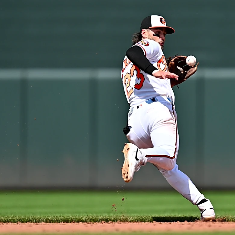 Orioles news: A doubleheader split; Palmer eats wings