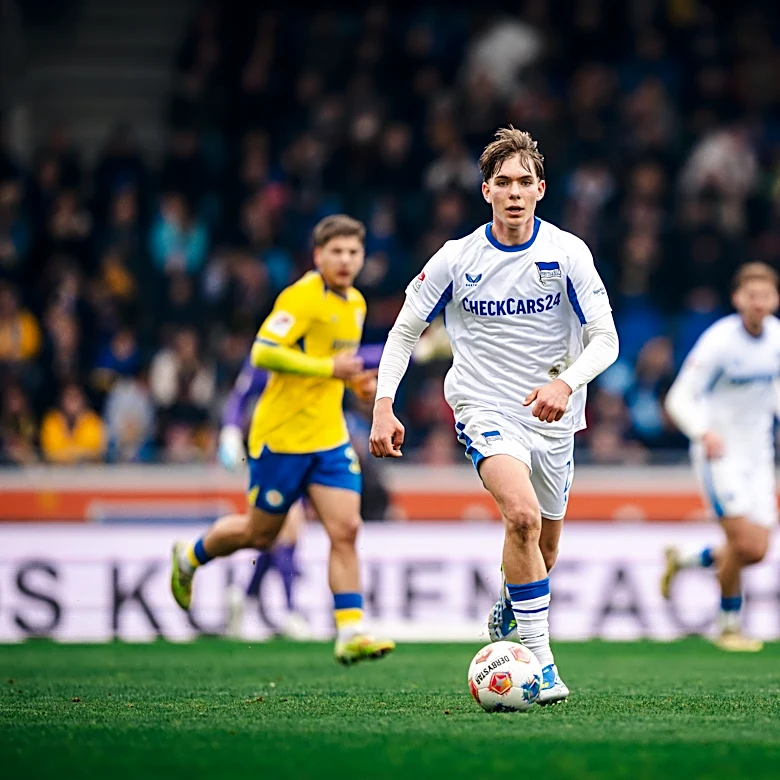Bayern Munich exploring swap deal with Hertha Berlin for Kennet Eichhorn