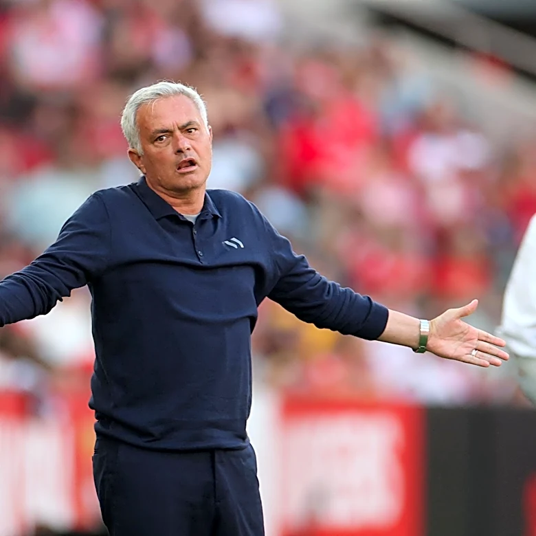 Mourinho: “No one from Real Madrid has spoken to me”