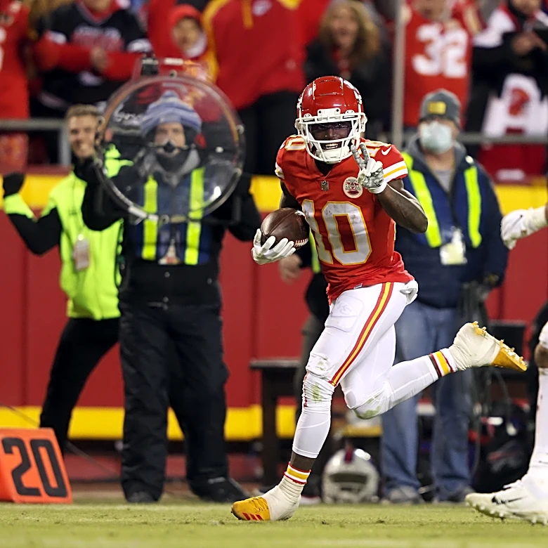 Which positions in free agency should Chiefs target post-draft?
