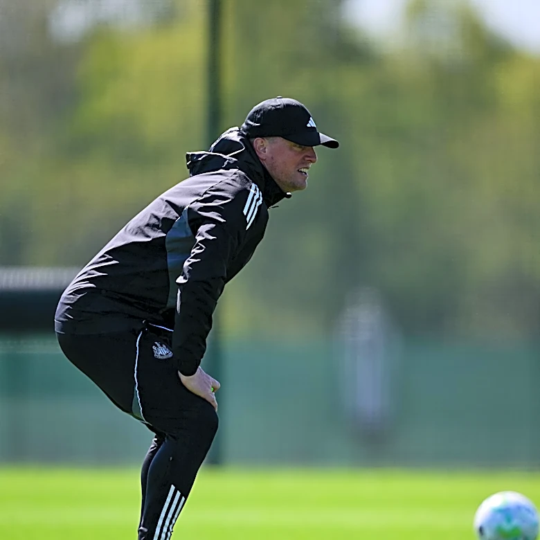 Newcastle’s Eddie Howe Backs Himself to Stay Amid 5-Game Losing Streak