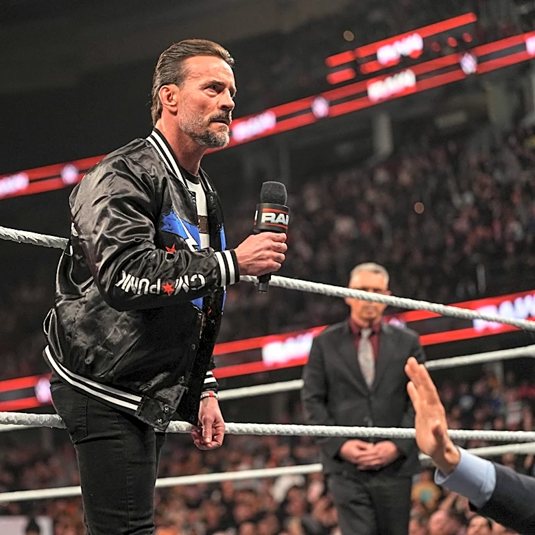9-1-1 audio leaks of another fan claiming CM Punk assaulted them at WrestleMania