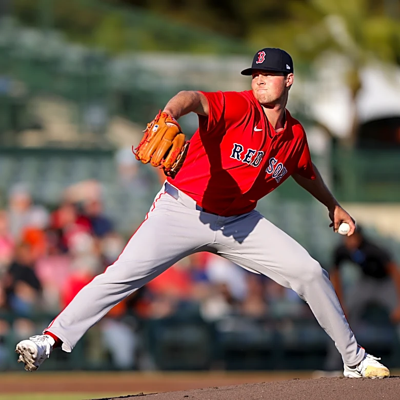 Game 32: Red Sox vs Astros— Bennett vs Burrows