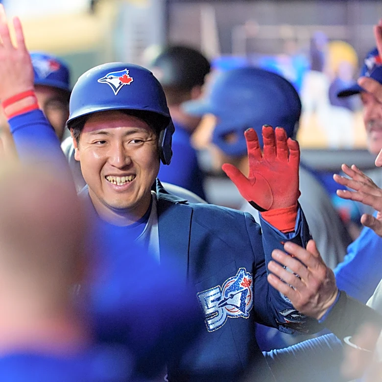 Okamoto Homers Twice, Jays Beat Twins