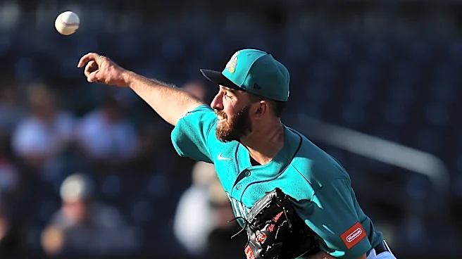 Mariners call up RHP Nick Davila, option LHP Josh Simpson to Triple-A Tacoma