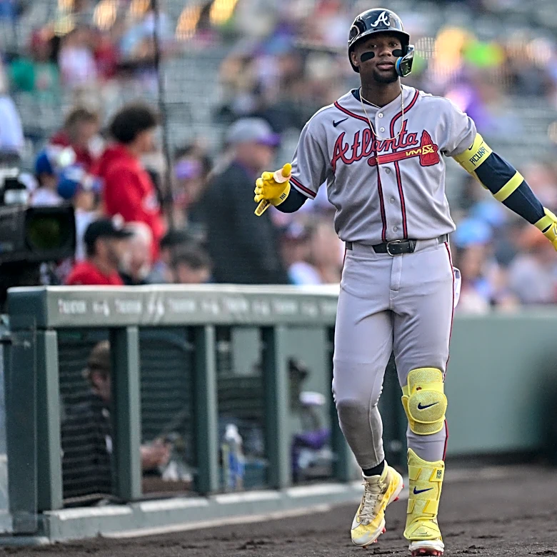 Ronald Acuña Jr. exits game with apparent left hamstring ailment